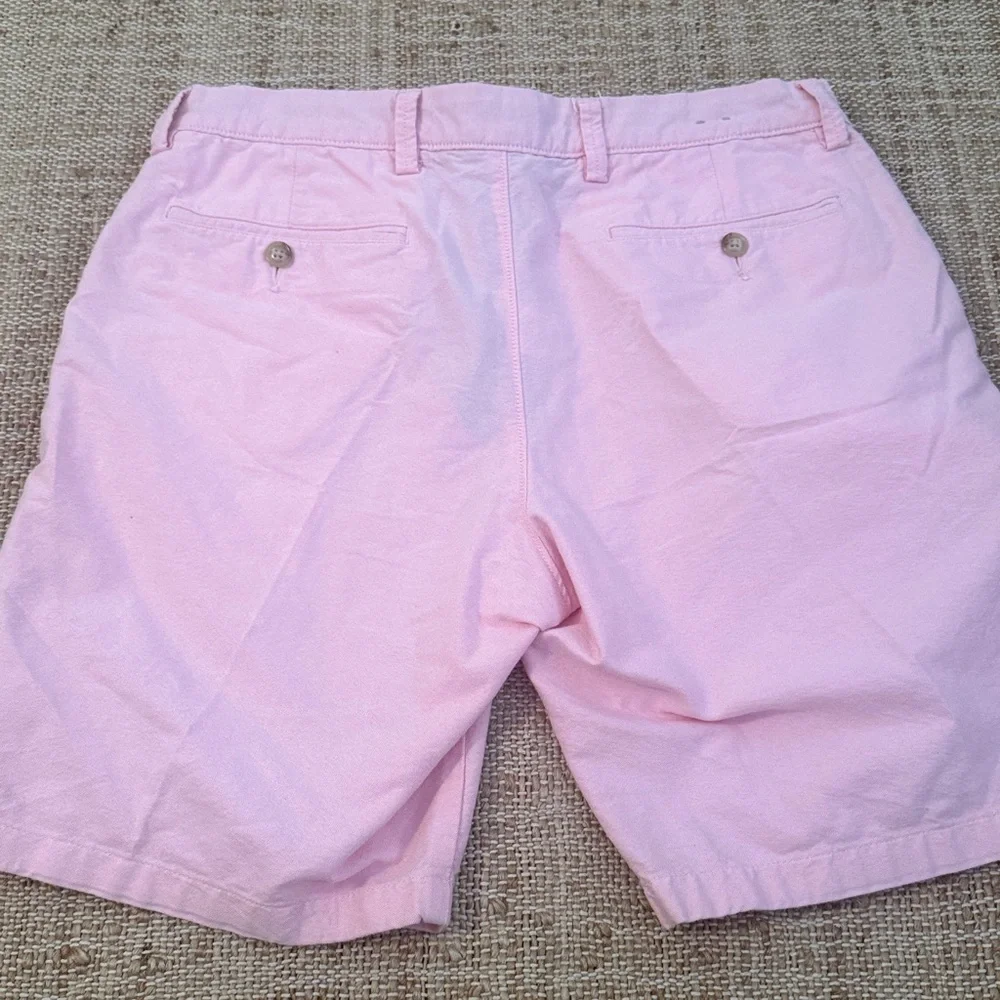 J. Crew Men's Pink Oxford Cotton Pink Shorts 9 in size 32